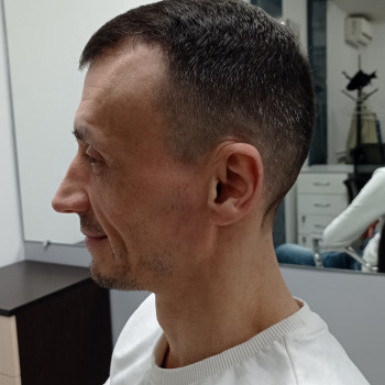 Стрижка чоловіча
                    Салон красоты ЛайфТріо Днепр