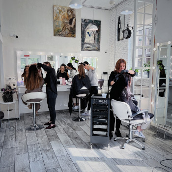 Женская стрижка укладка волос, фото - Салон красоты NOTE