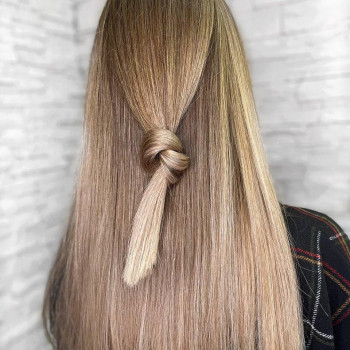 Фарбування з освітленням, шатуш
                    Салон красоты Fargo Киев