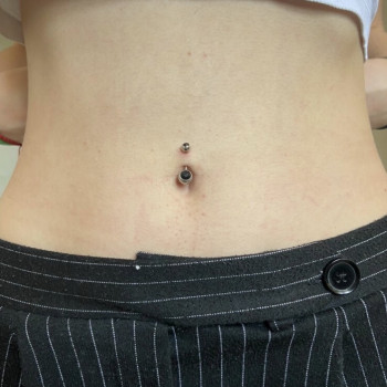 Пирсинг пупка