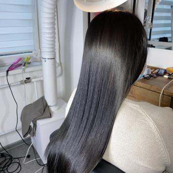 Кератинове вирівнювання волосся
                    Парикмахер Світлана Луцк