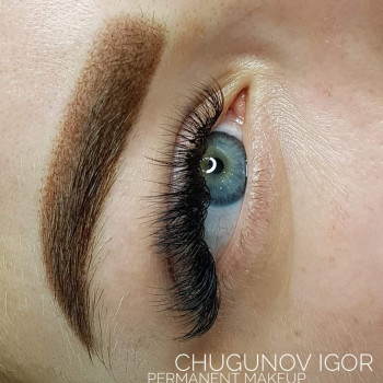 Пудрові брови