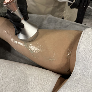 Фото з портфоліо косметолога Янітта Б (Вишгород)