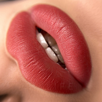 Перманентний макіяж губ в акварельній техніці, фото - Салон краси MYLIFE BEAUTY STUDIO