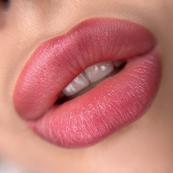 Перманентний макіяж губ в акварельній техніці, фото - Салон красоты MYLIFE BEAUTY STUDIO