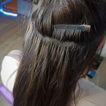 Італійське нарощування волосся
                    Майстер з нарощування волосся Ілона Бровари