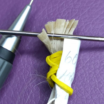 Італійське нарощування волосся
                    Майстер з нарощування волосся Ілона Бровари