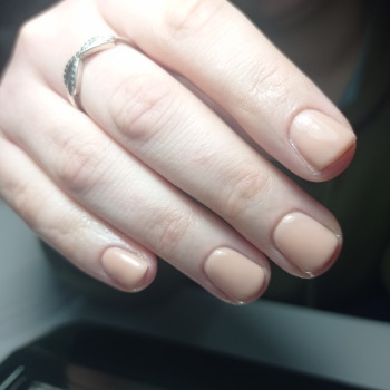 Комплекс манікюр та покриття
                    Мастер маникюра Дар'я Новомосковск