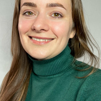 Оформлення брів хною чи фарбою
                    Бровіст Елена Дніпро