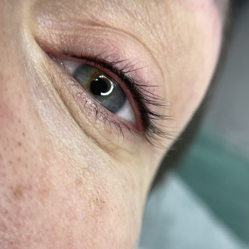 Перманент міжвійки
                    Бровист Елена Днепр