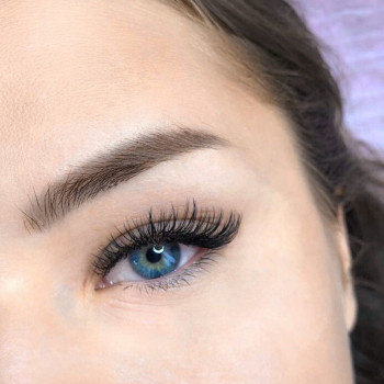 Нарощення вій
                    Лешмейкер Міла Ужгород