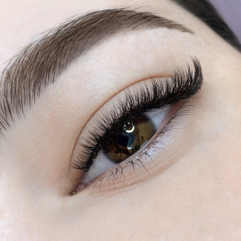 Нарощення вій
                    Лешмейкер Міла Ужгород