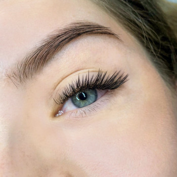 Нарощення вій
                    Лешмейкер Міла Ужгород