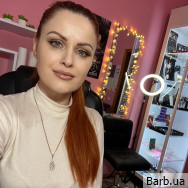 Майстер з пірсингу Христина Боднар на Barb.ua