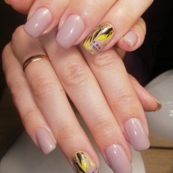 Маникюр
                    Майстер манікюру Яна Павлоград