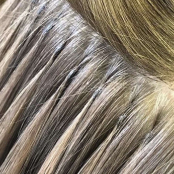 Нарощювання волосся
                    Салон краси HelenS Харків