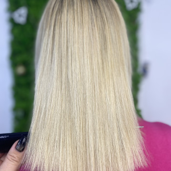 Реконструкція волосся
                    Преподаватель курсов красоты Ірина Львов