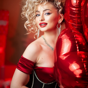 Яскрава фотосесія з кульками, фото - Фотограф Юлія Чугунова