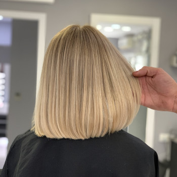 Air-touch 
6-7 годин 
7000-8000, фото - Перукар Наталія Говіер