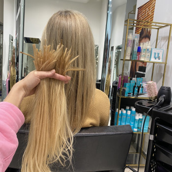 Нарощення волосся