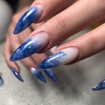 Нарощення нігтів
                    Майстер манікюру Ангеліна Дніпро