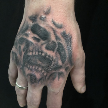 DIN GIOR tattoo & piercing, Киев Фото - 16
