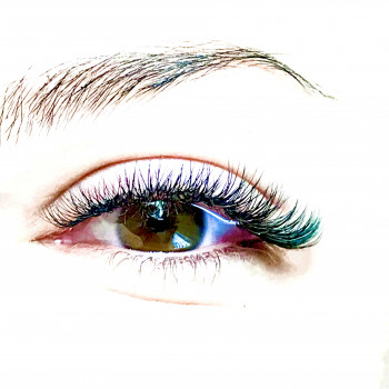 Нарощення вій 2д-3д
                    Лешмейкер Санта Ужгород