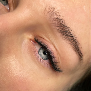 Нарощення Вій
                    Салон краси Beauty Bar Вінниця