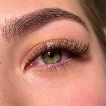 Нарощення Вій
                    Салон краси Beauty Bar Вінниця