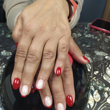 Гігієнічний манікюр
                    Майстер манікюру Інна Луцьк