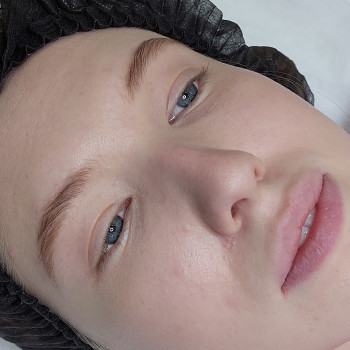 Збільшення губ
                    Мастер перманентного макияжа Наталья Буча