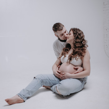 Фотосесія вагітності
                    Фотограф Вероніка Винница
