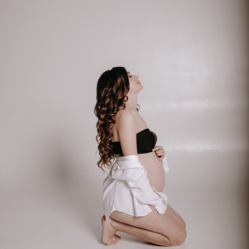 Фотосесія вагітності
                    Фотограф Вероніка Винница