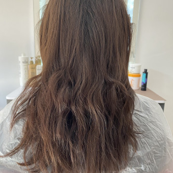 Кератин
                    Трітментолог Юлия Черкаси