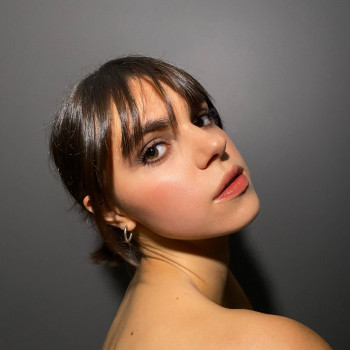 ВИЗАЖИСТ
                    Визажист Дарья Киев