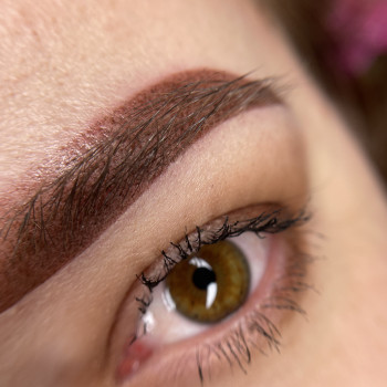 Перманент брів
                    Мастер перманентного макияжа Юлія Киев