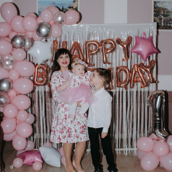 Фотосесія дня народження дитини
                    Фотограф Вероніка Вінниця