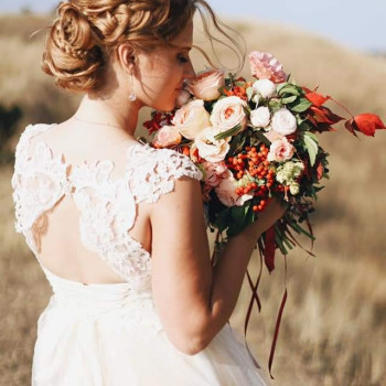 Зачіска на будь яку подію, укладка волосся
                    Визажист Алла Зинченко Киев