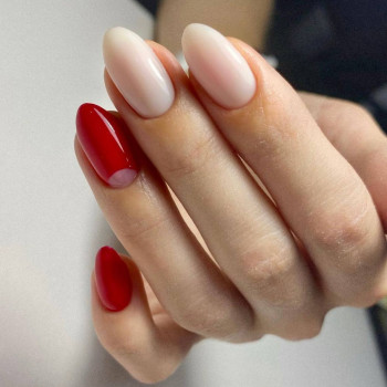Красный маникюр миндаль молочный, фото - Ногтевая студия Heiko Nails