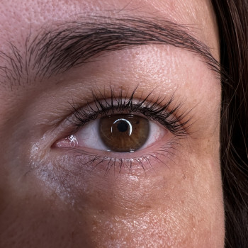 Погляд після ламінування❣️
Завивка вій