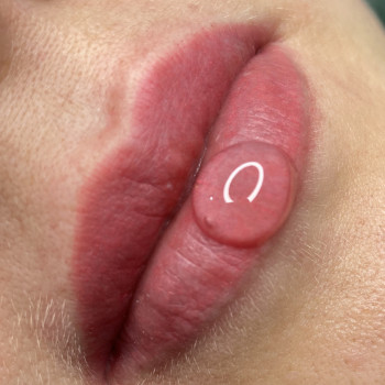 Помадний прокрас