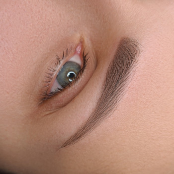 Перманентний макіяж брів
                    Майстер перманентного макіяжу Лилия Київ