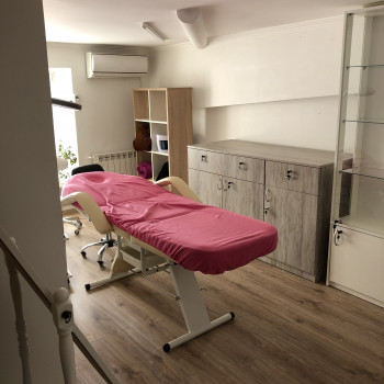 Фото з портфоліо салону Бьютіголік (салон краси, Київ)