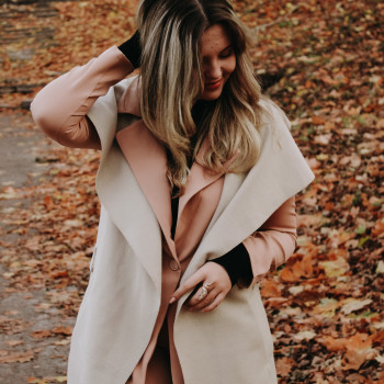 Індивідуальна вулична фотосесія
                    Фотограф Вероніка Вінниця