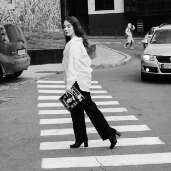 Індивідуальна вулична фотосесія
                    Фотограф Вероніка Вінниця