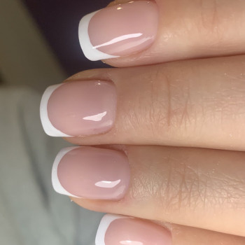 Покриття гель лаком
                    Салон краси Мастерская красоты "Queen" Київ