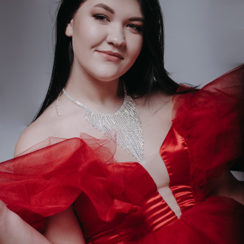 Індивідуальна фотосесія в студії
                    Фотограф Вероніка Вінниця