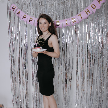 Індивідуальна фотосесія в студії
                    Фотограф Вероніка Вінниця