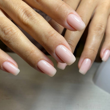 Манікюр корекція гель-лак
                    Подолог Ольга Одеса