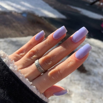 Нарощування нігтів